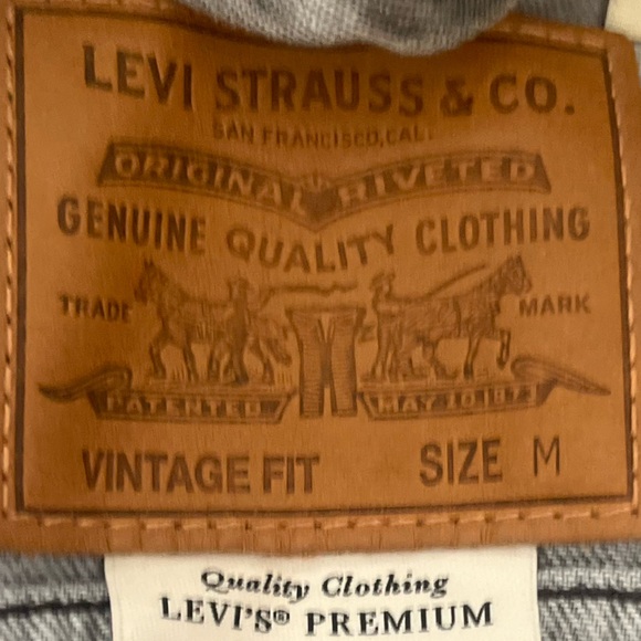 Levi’s Denim Trucker Jacket (Grey) - Picture 3 of 7